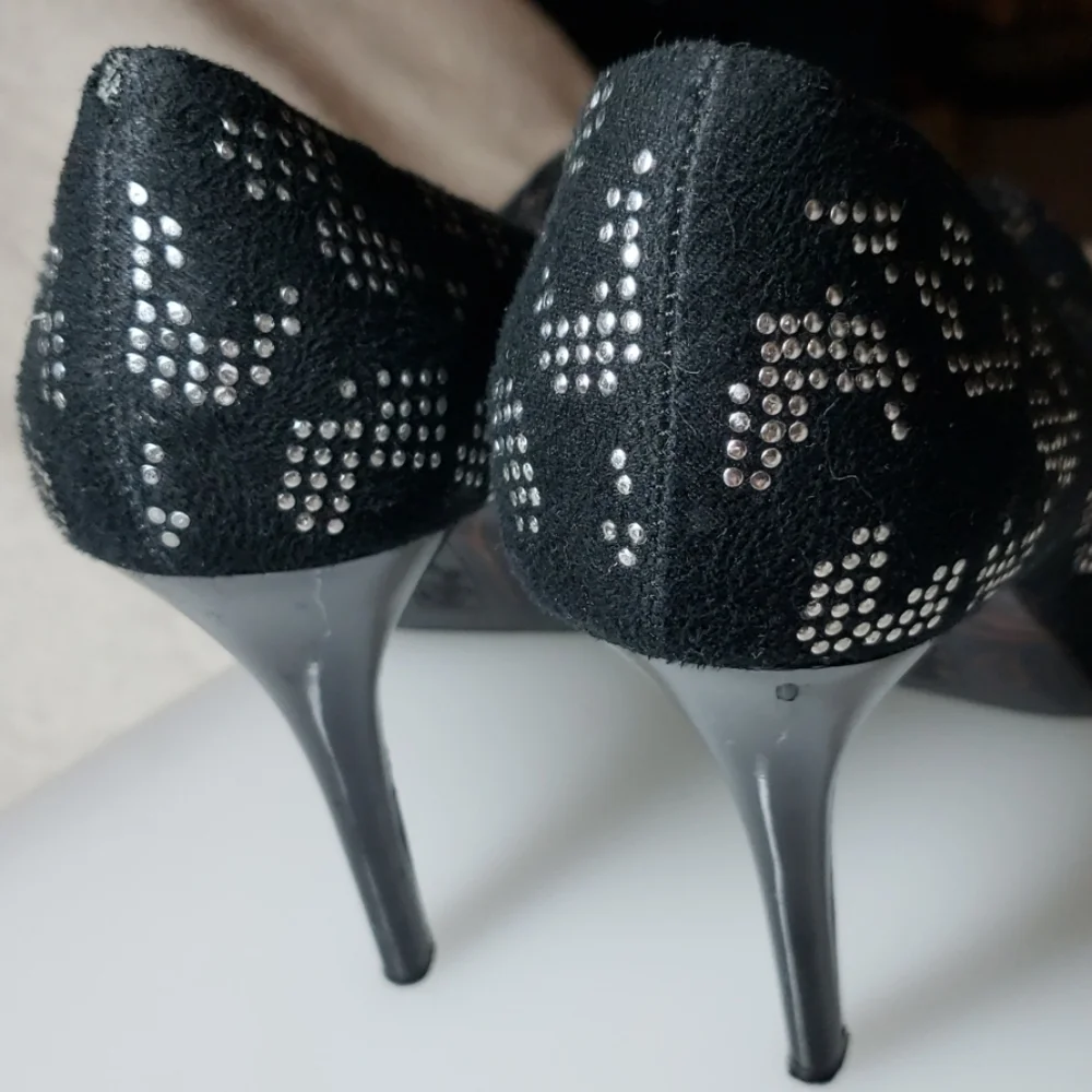 EUC Anne Michelle heels